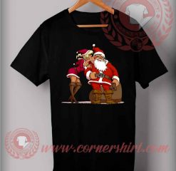 Santa Claus Kiss T shirt