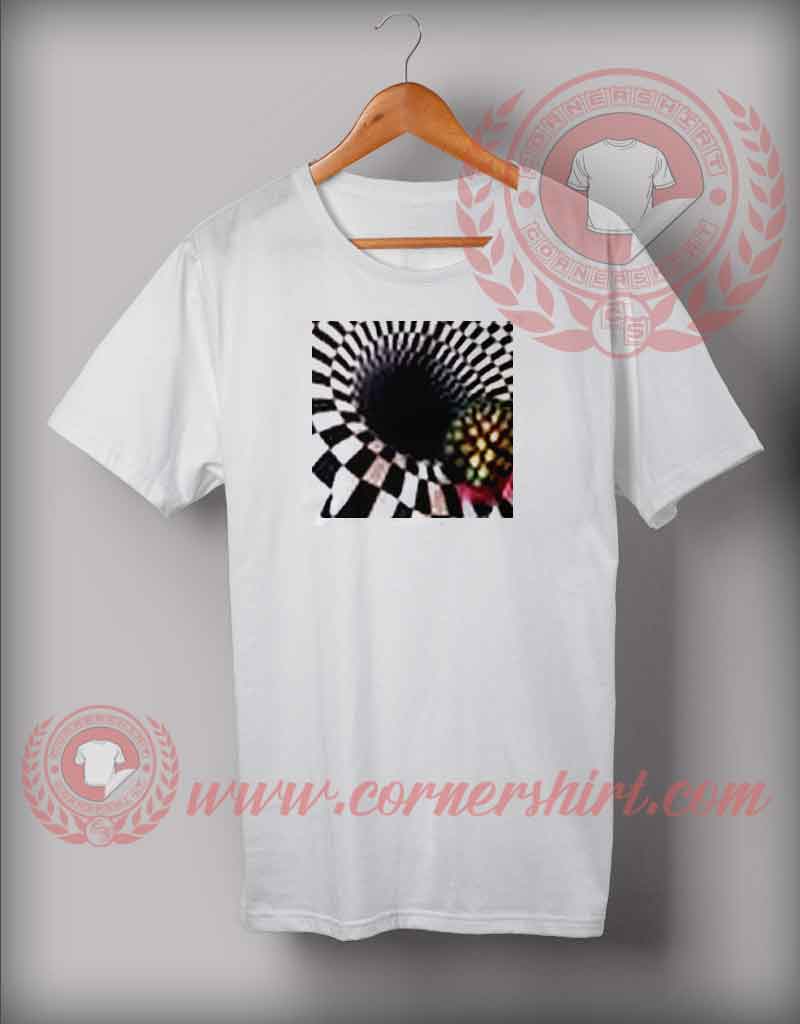 Optical Illusion T shirt